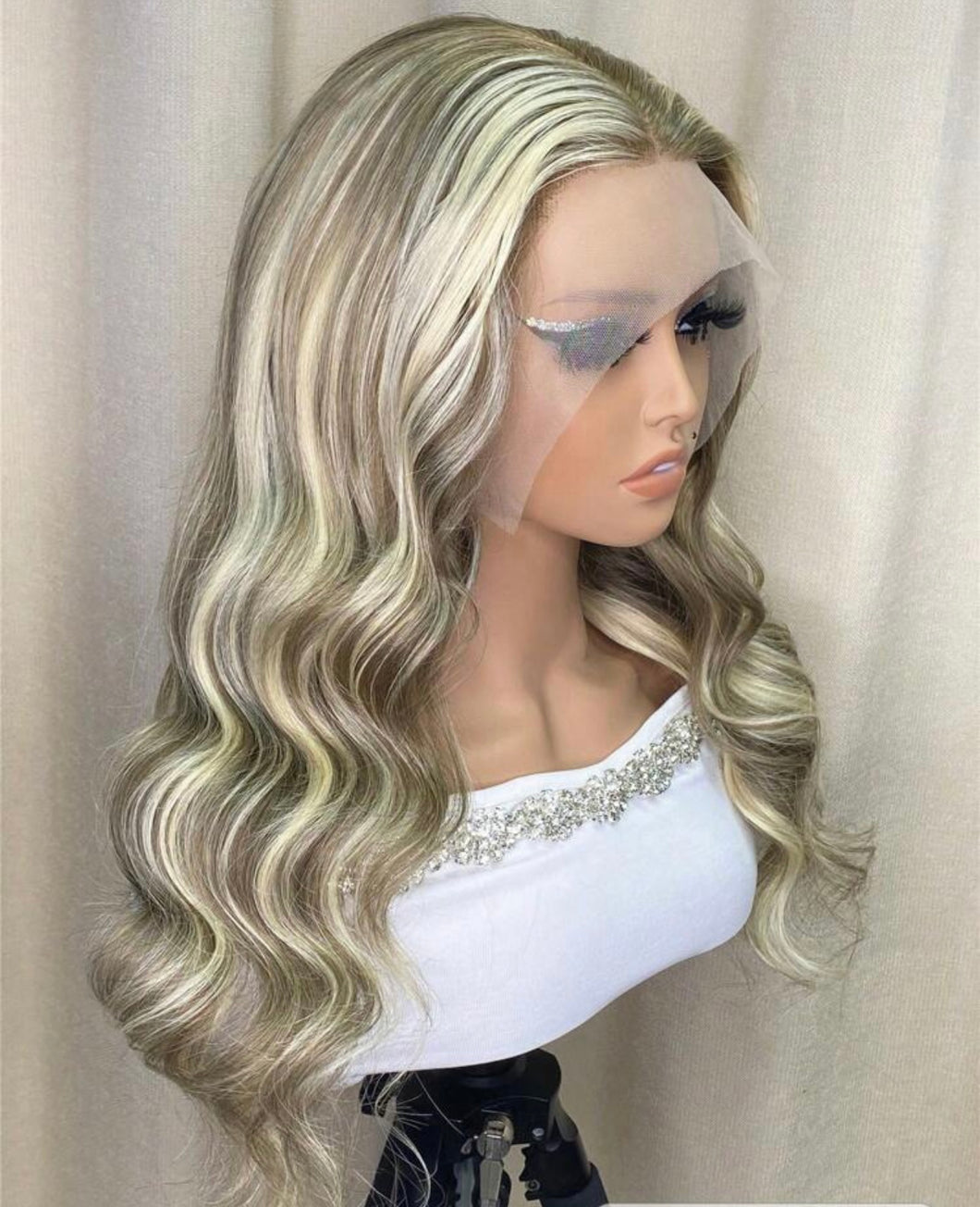 Cookies & Creme November 13 x 4 Lace Front